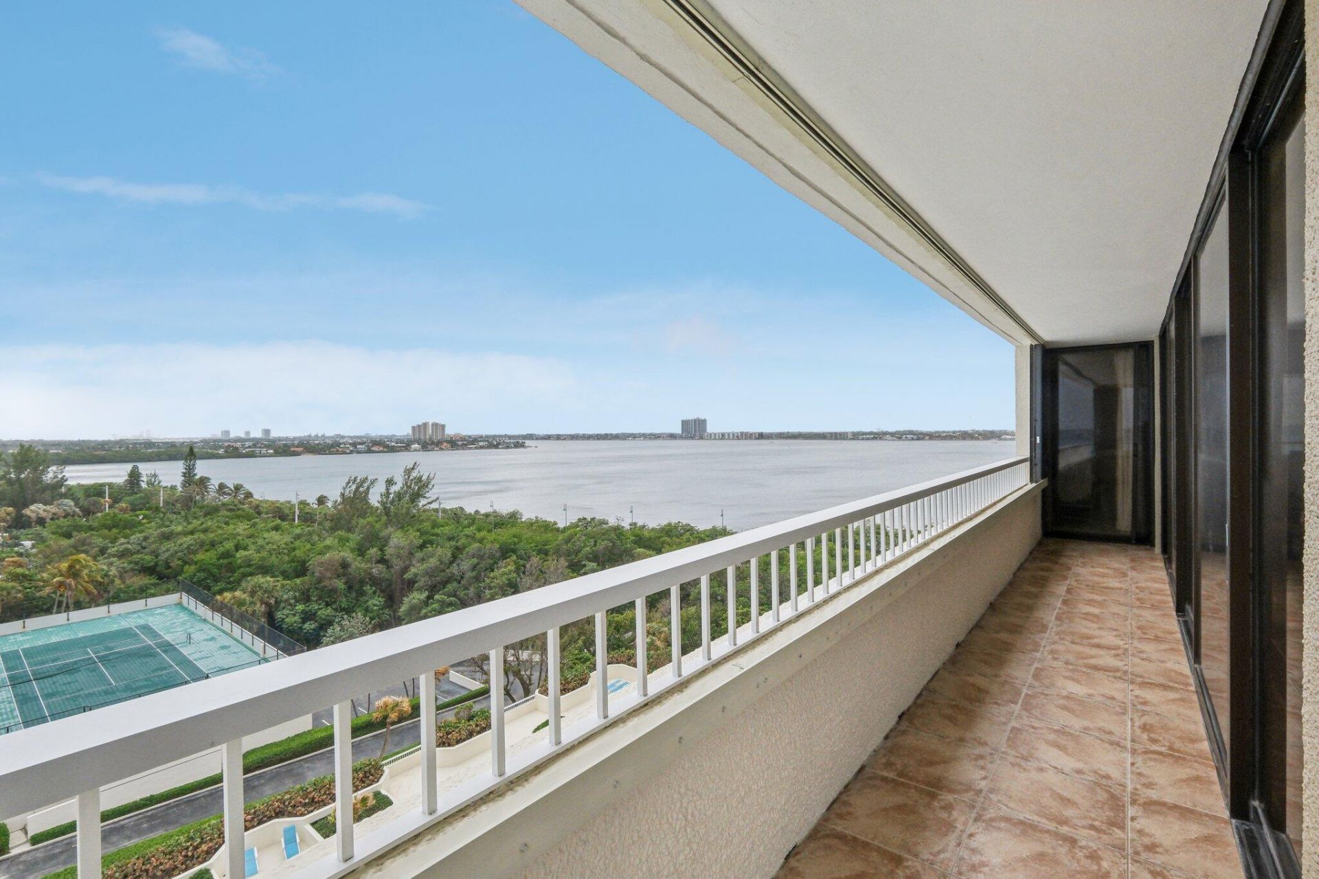 5280 N Ocean Drive, Unit 7a, Singer Island, FL 33404 Photo