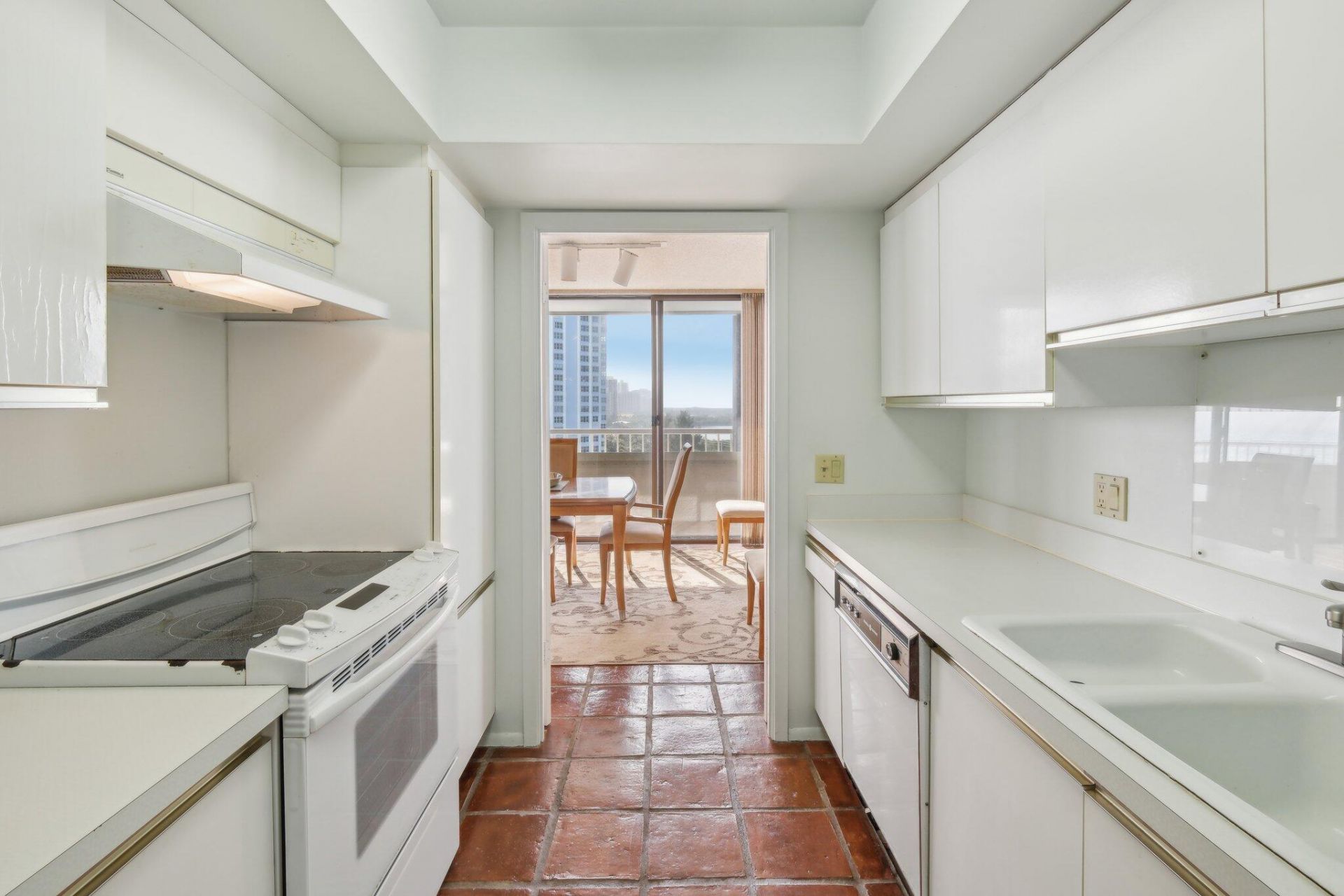 5280 N Ocean Drive, Unit 7a, Singer Island, FL 33404 Photo
