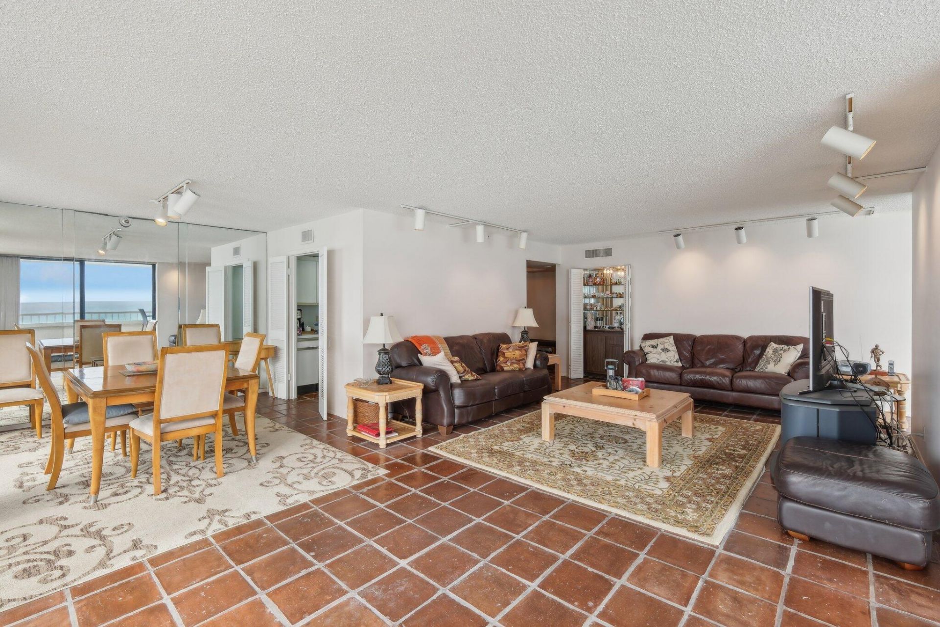 5280 N Ocean Drive, Unit 7a, Singer Island, FL 33404 Photo