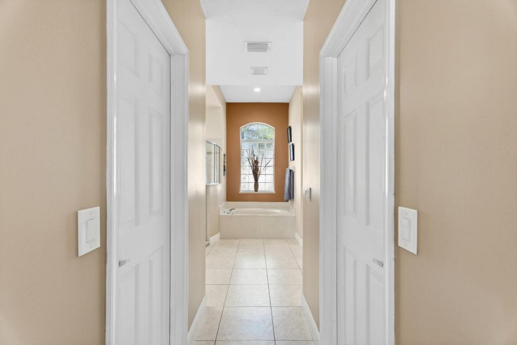 518 SW Ray Avenue, Port Saint Lucie, FL 34983 Photo