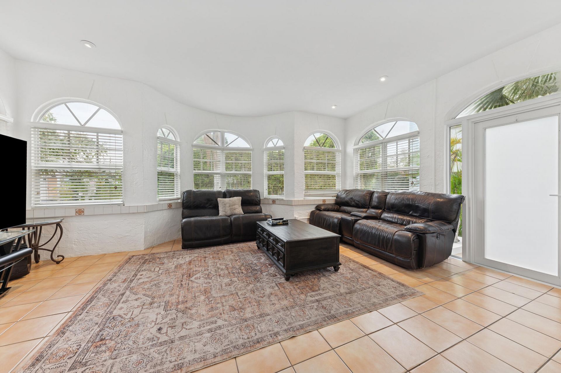 24 S Ocean Breeze, Lake Worth Beach, FL 33460 Photo