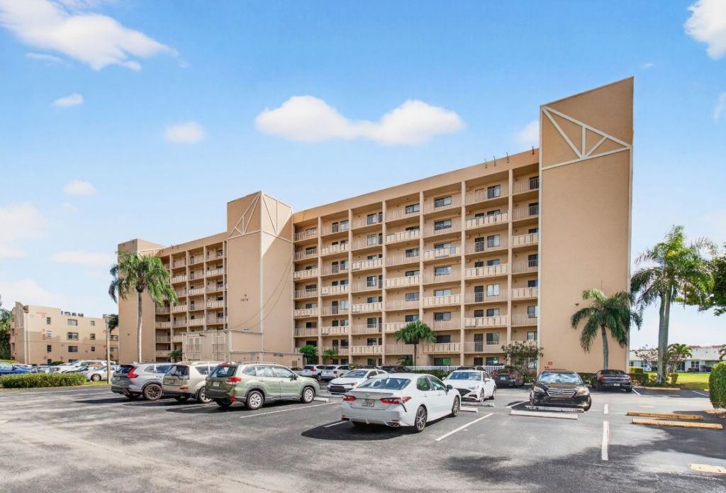 7076 Huntington Ln, Unit 608, Delray Beach, FL 33446 Photo