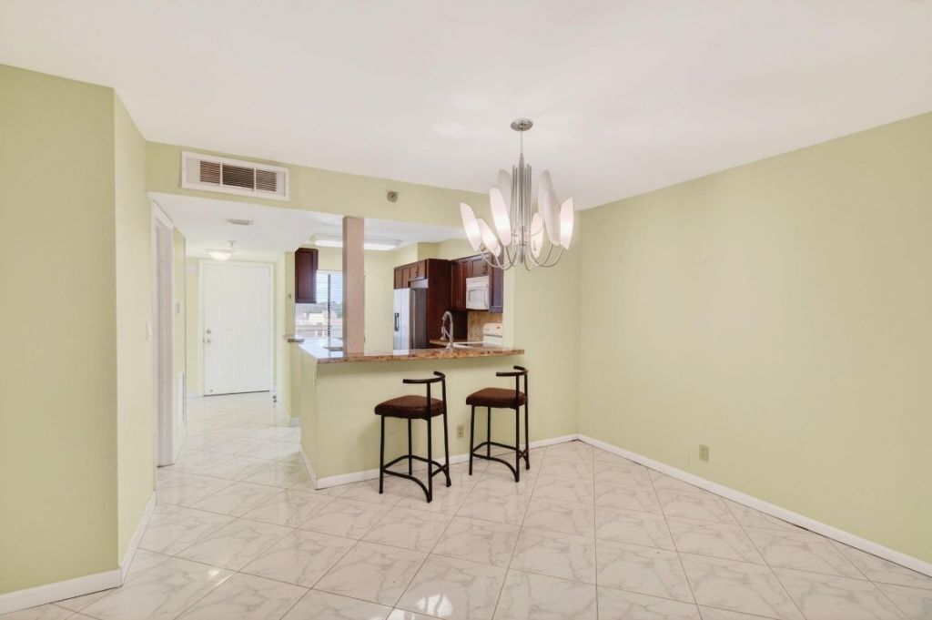 7076 Huntington Ln, Unit 608, Delray Beach, FL 33446 Photo