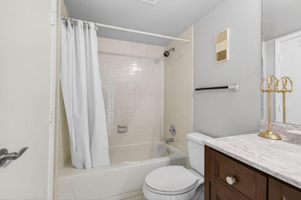 7076 Huntington Ln, Unit 608, Delray Beach, FL 33446 Photo