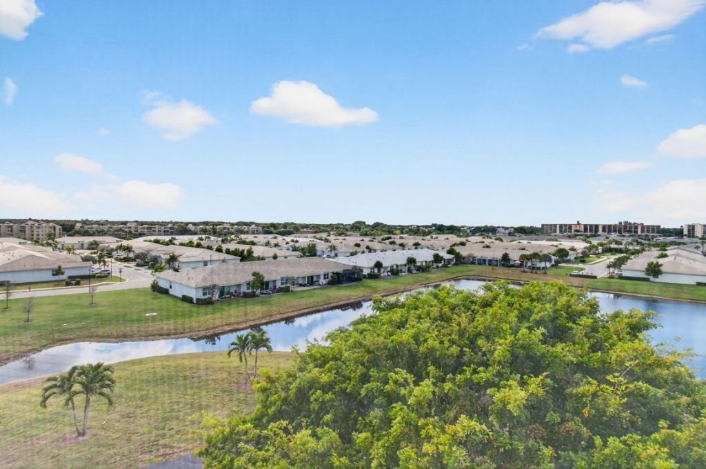 7076 Huntington Ln, Unit 608, Delray Beach, FL 33446 Photo