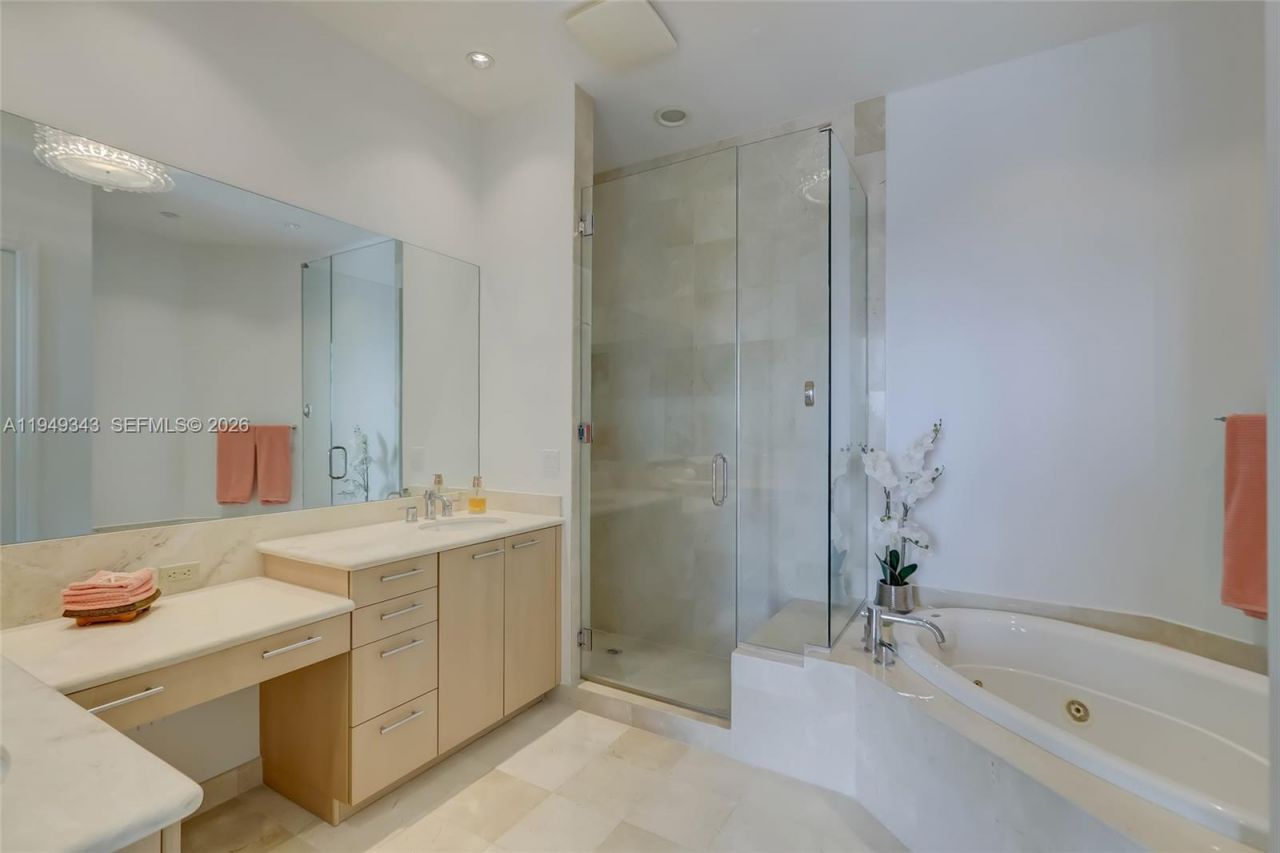 1 N Ocean Blvd, Unit 414, Pompano Beach, FL 33062 Photo