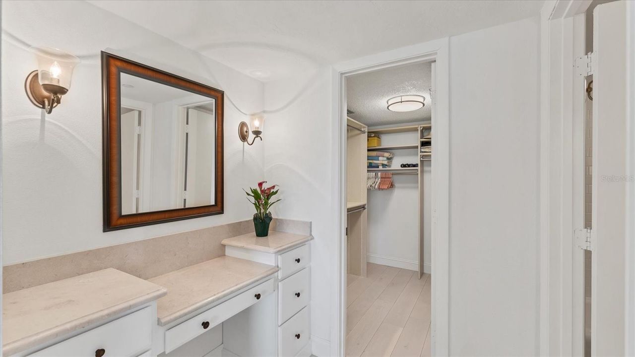 1100 Benjamin Franklin Drive, Unit 603, Sarasota, FL 34236 Photo