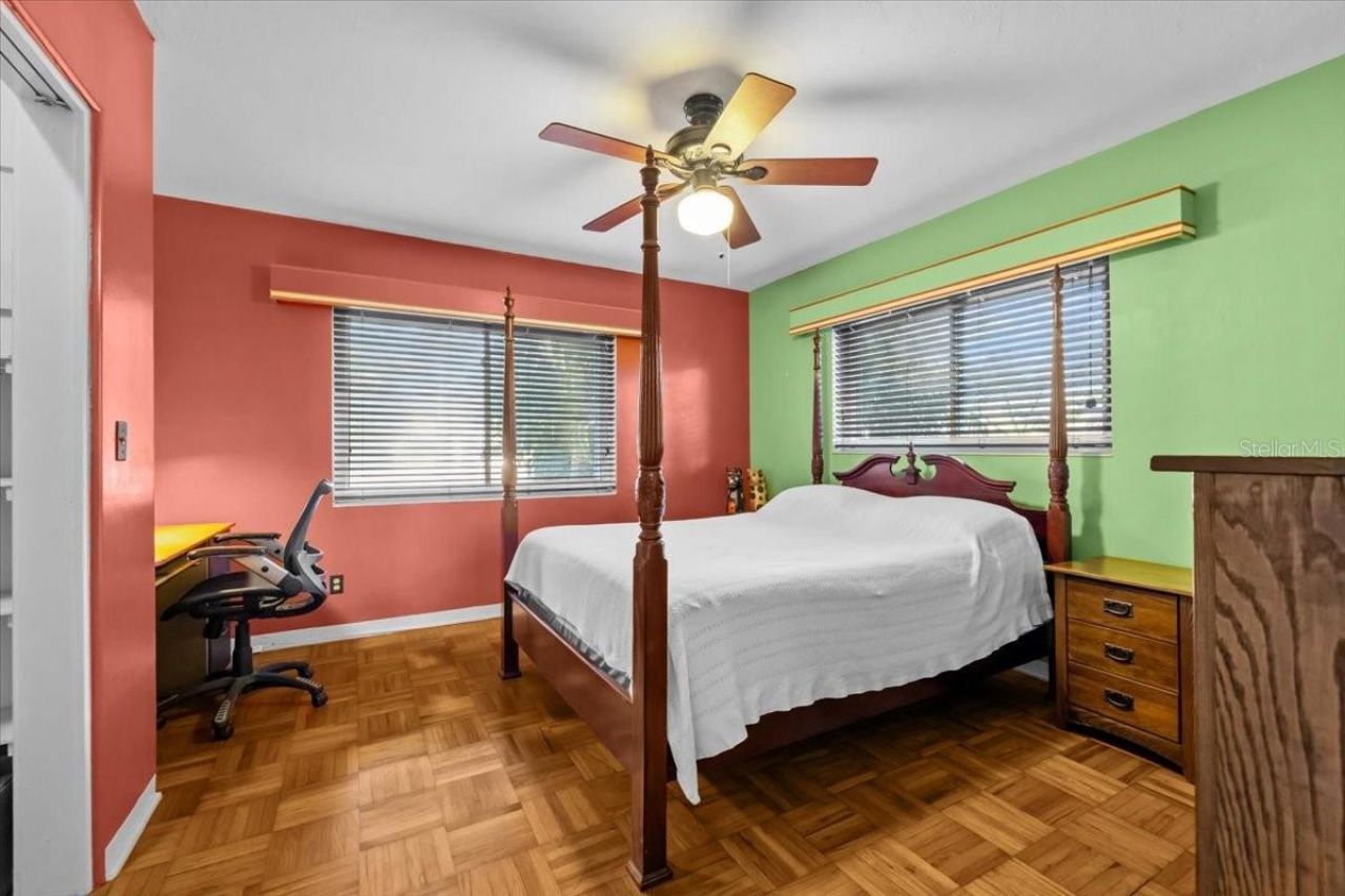 220 22nd Avenue Se, Saint Petersburg, FL 33705 Photo