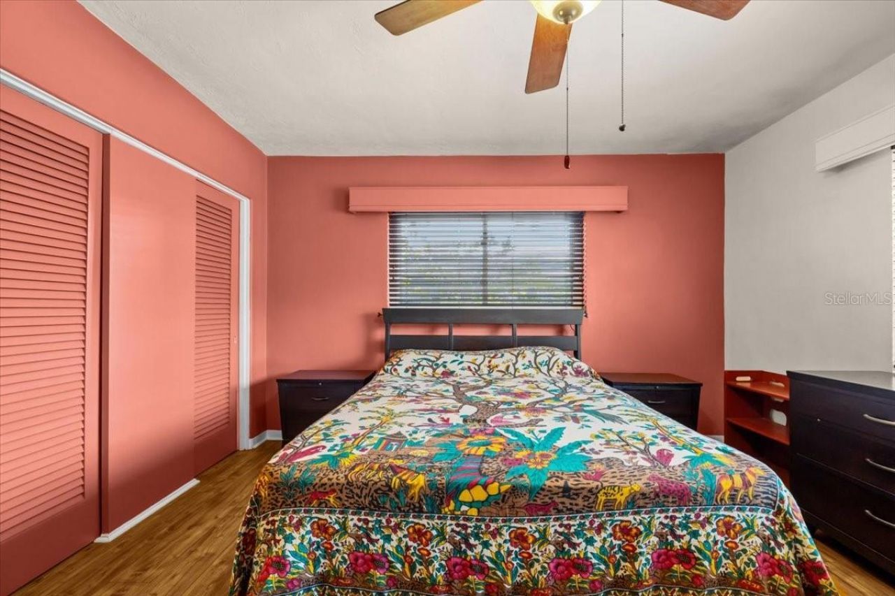 220 22nd Avenue Se, Saint Petersburg, FL 33705 Photo