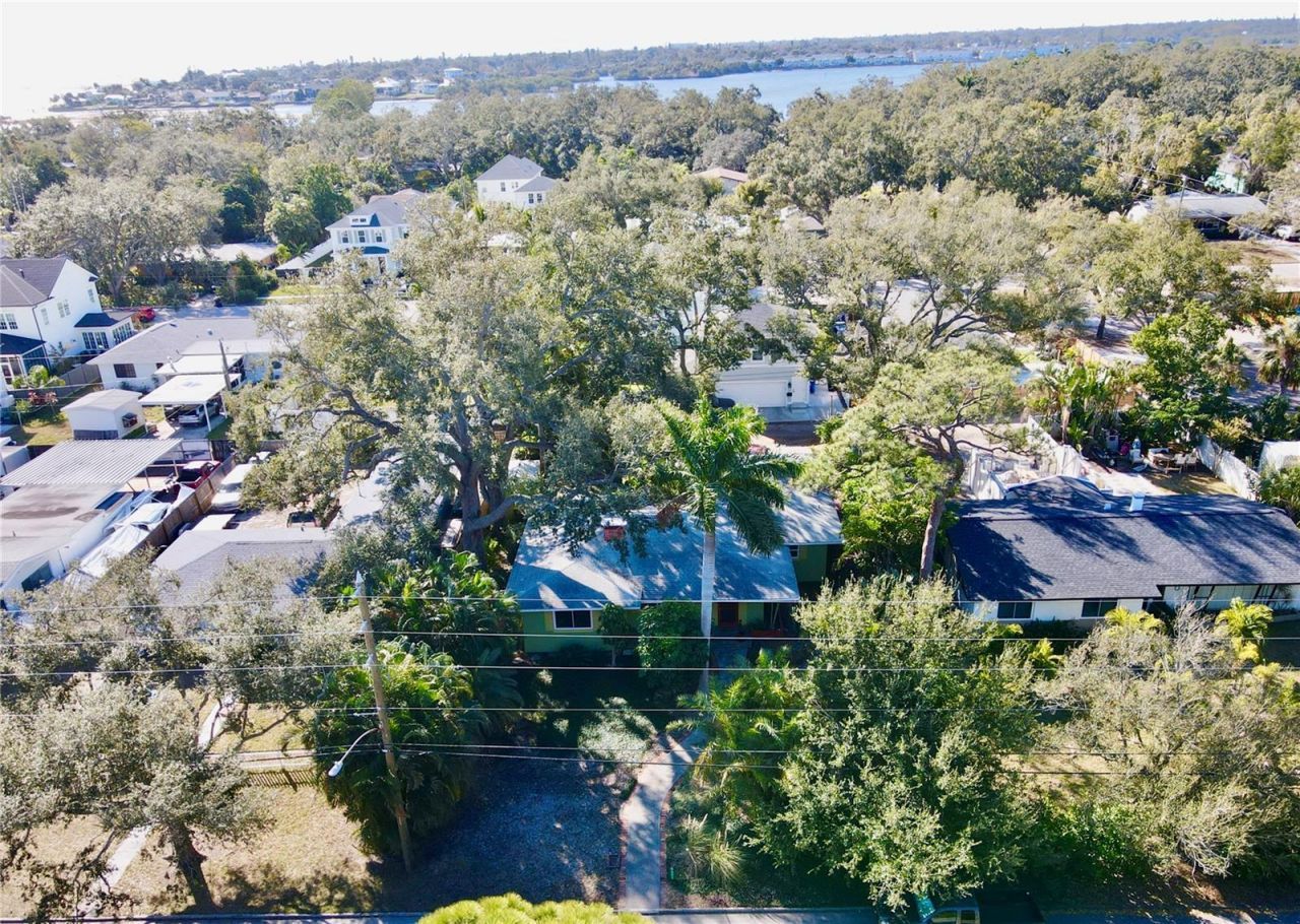 220 22nd Avenue Se, Saint Petersburg, FL 33705 Photo