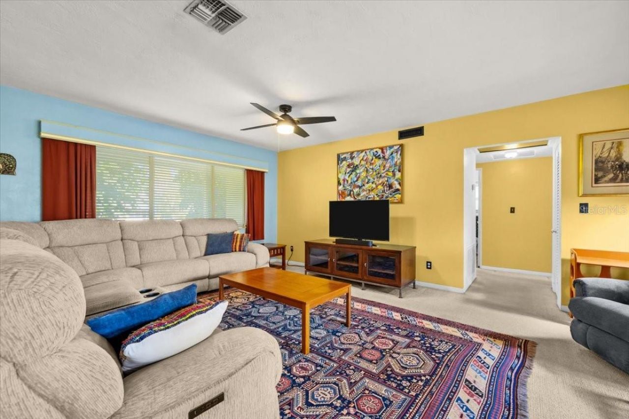 220 22nd Avenue Se, Saint Petersburg, FL 33705 Photo