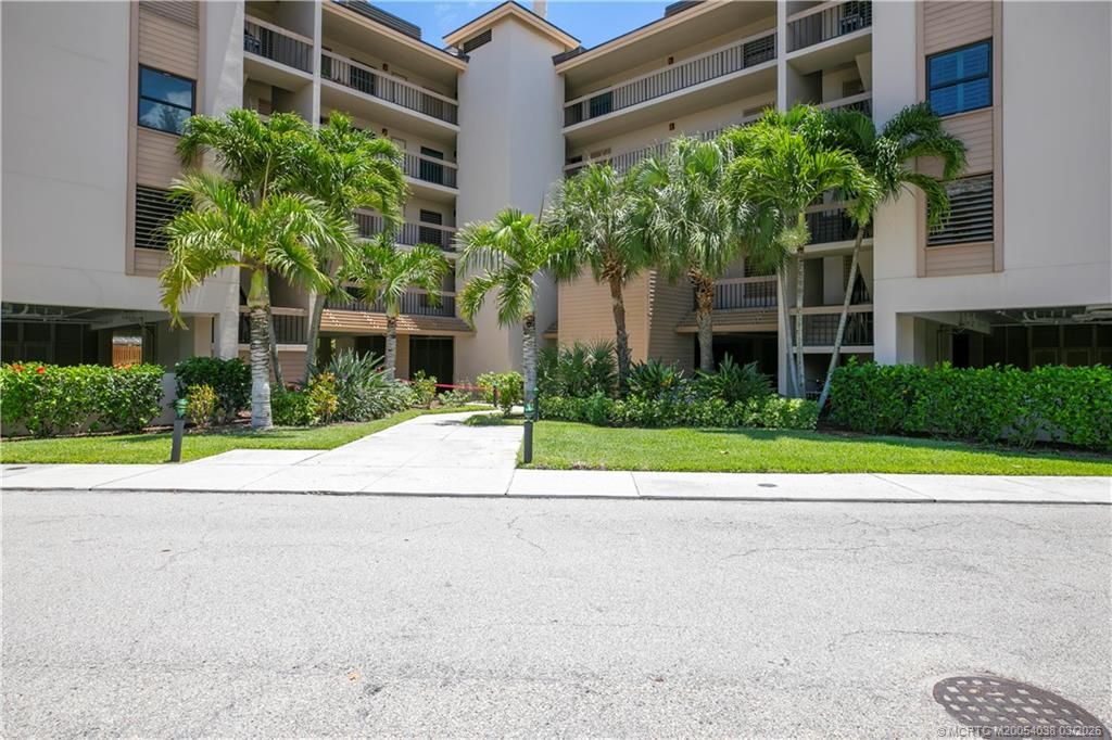 2491 NE Ocean Boulevard, Unit 106, Stuart, FL 34996 Photo