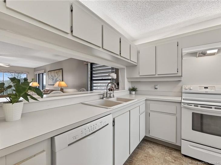 2491 NE Ocean Boulevard, Unit 106, Stuart, FL 34996