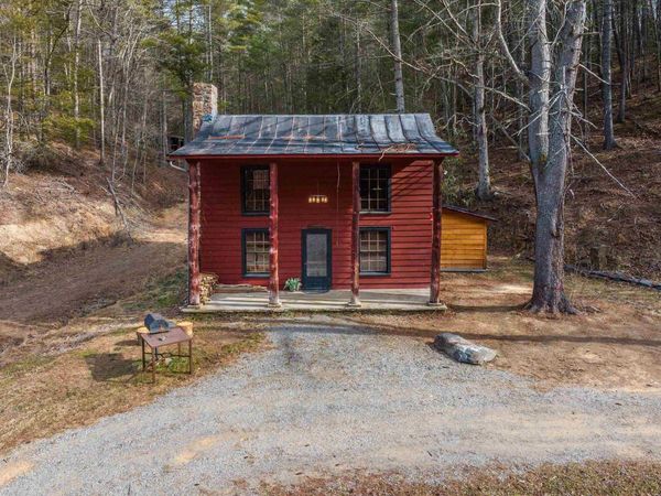 595 DEERFIELD VALLEY RD, WEST AUGUSTA, VA 24485