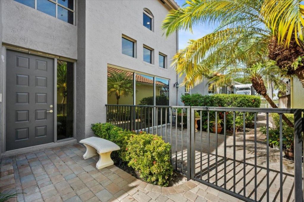 10375 Osprey Trace, West Palm Beach, FL 33412 Photo