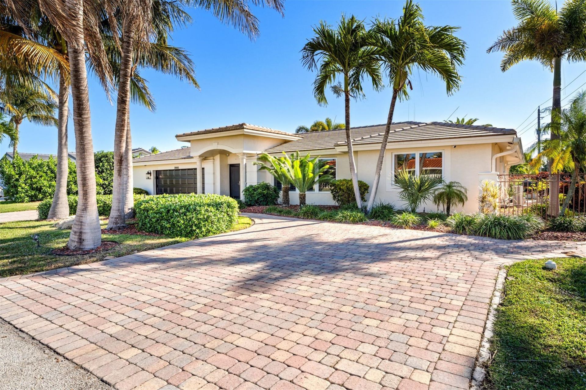 3900 NE 24th Avenue, Lighthouse Point, FL 33064 Photo