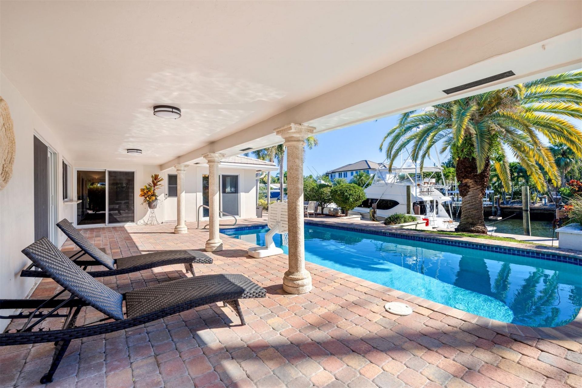 3900 NE 24th Avenue, Lighthouse Point, FL 33064 Photo