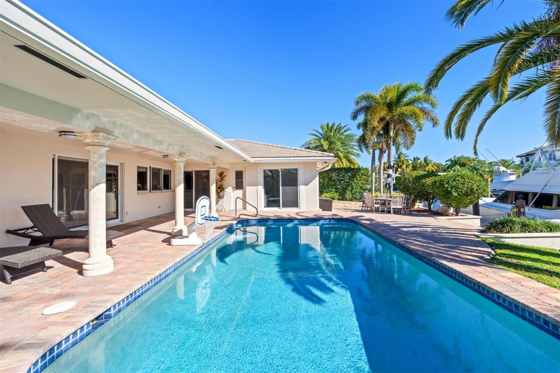 3900 NE 24th Avenue, Lighthouse Point, FL 33064 Photo