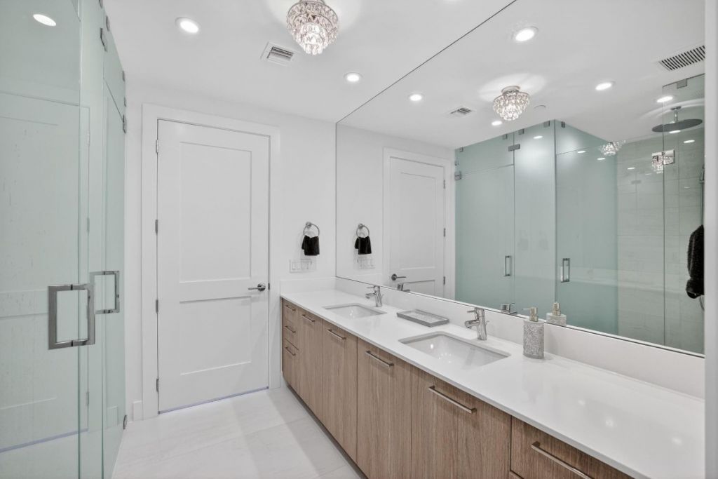 151 N Seabreeze Boulevard, Unit 2103-E, Fort Lauderdale, FL 33304 Photo