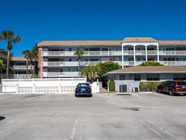 1965 SE 5th Ct, Unit 104, Pompano Beach, FL 33060