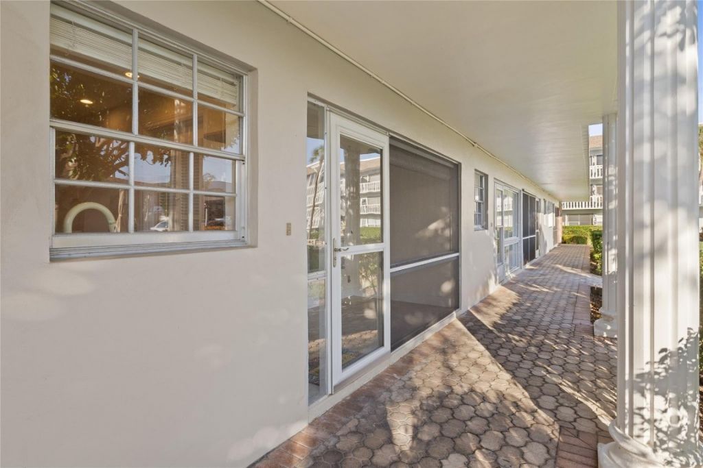 1965 SE 5th Court, Unit 104, Pompano Beach, FL 33060 Photo