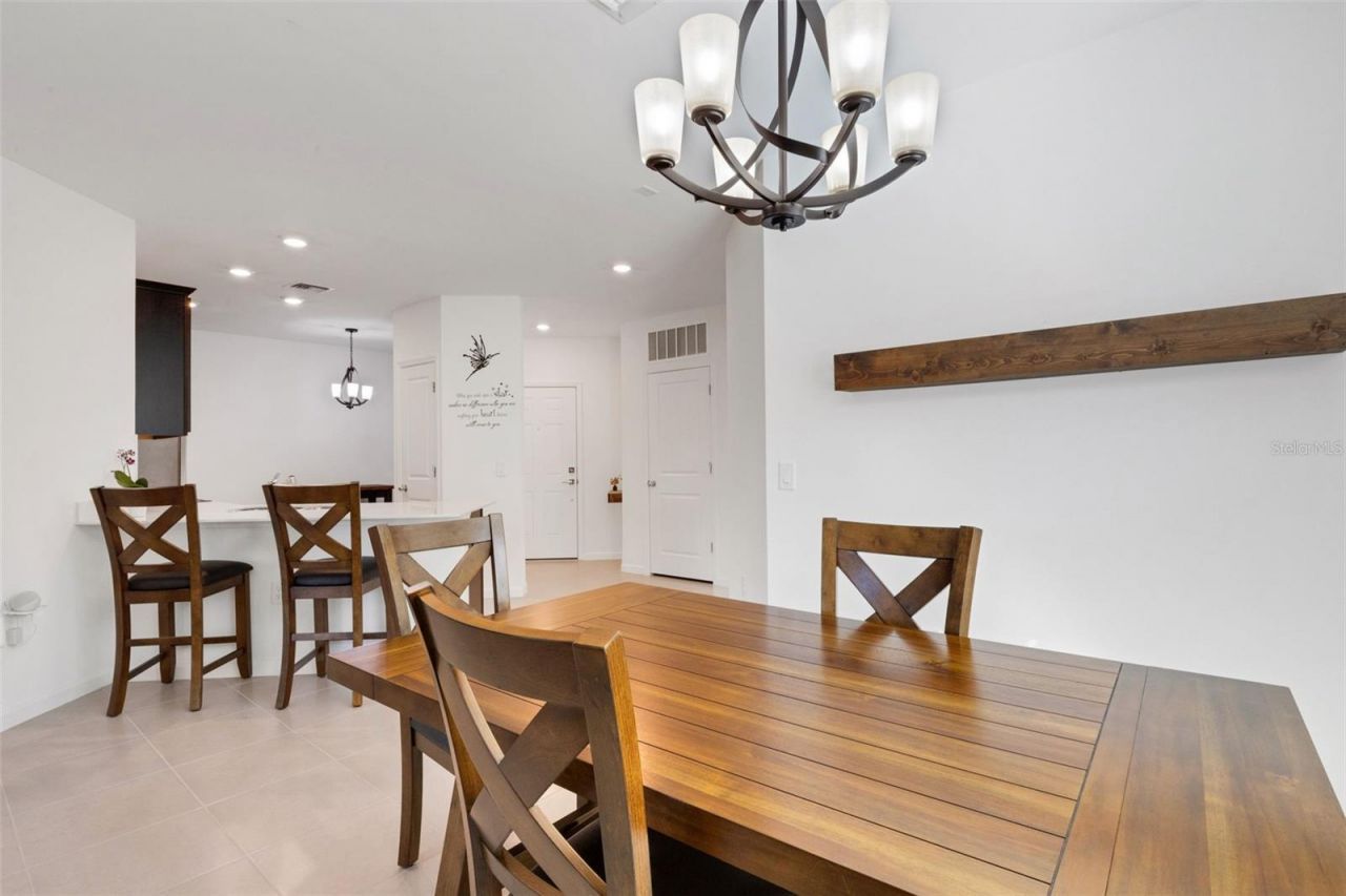 6471 Silverstar Drive, Sarasota, FL 34240 Photo