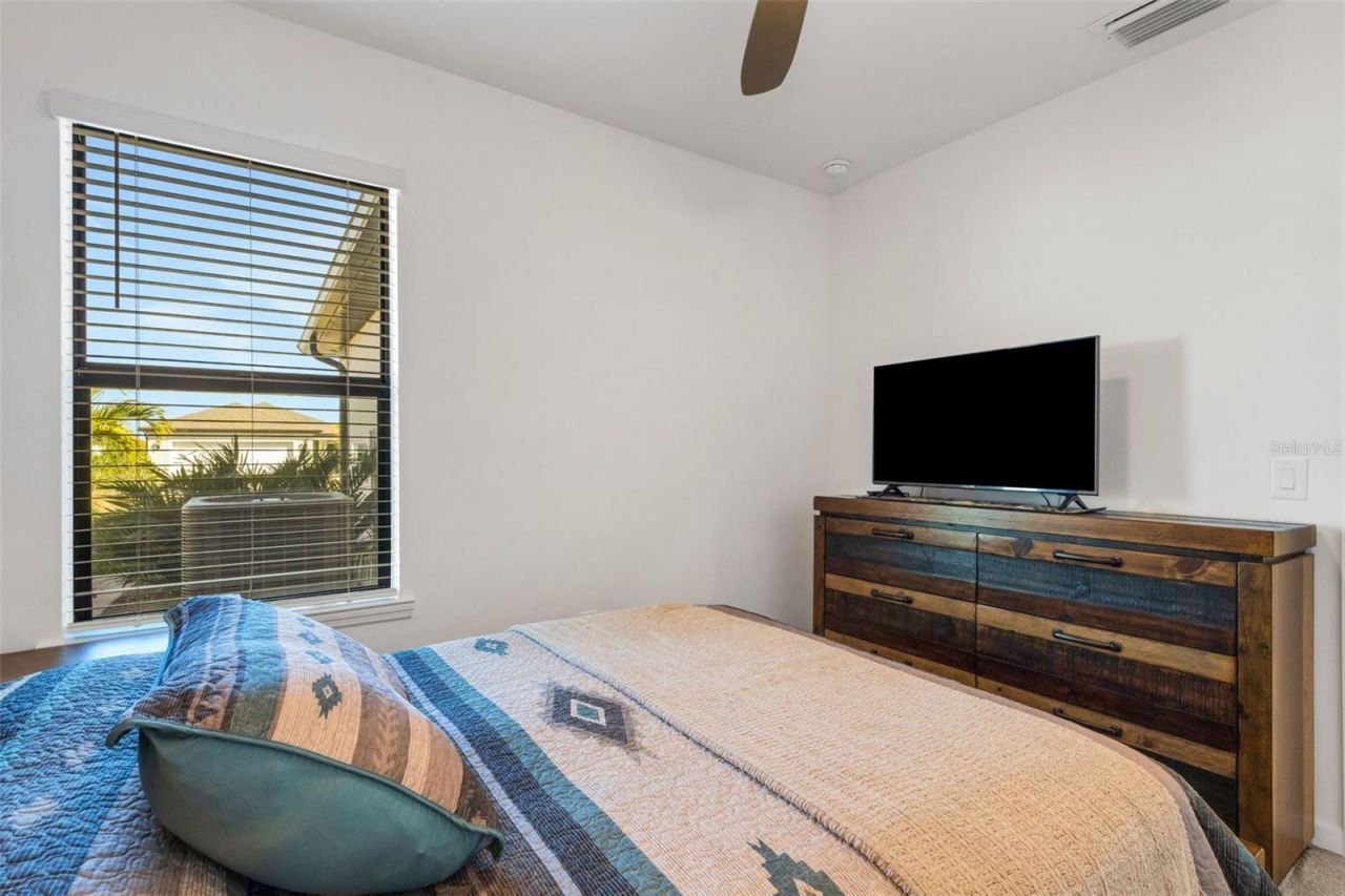 6471 Silverstar Drive, Sarasota, FL 34240 Photo