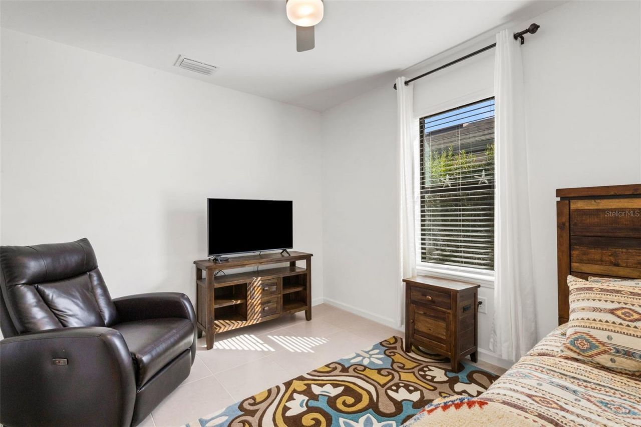 6471 Silverstar Drive, Sarasota, FL 34240 Photo