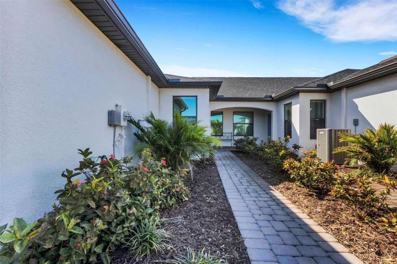 6471 Silverstar Drive, Sarasota, FL 34240 Photo