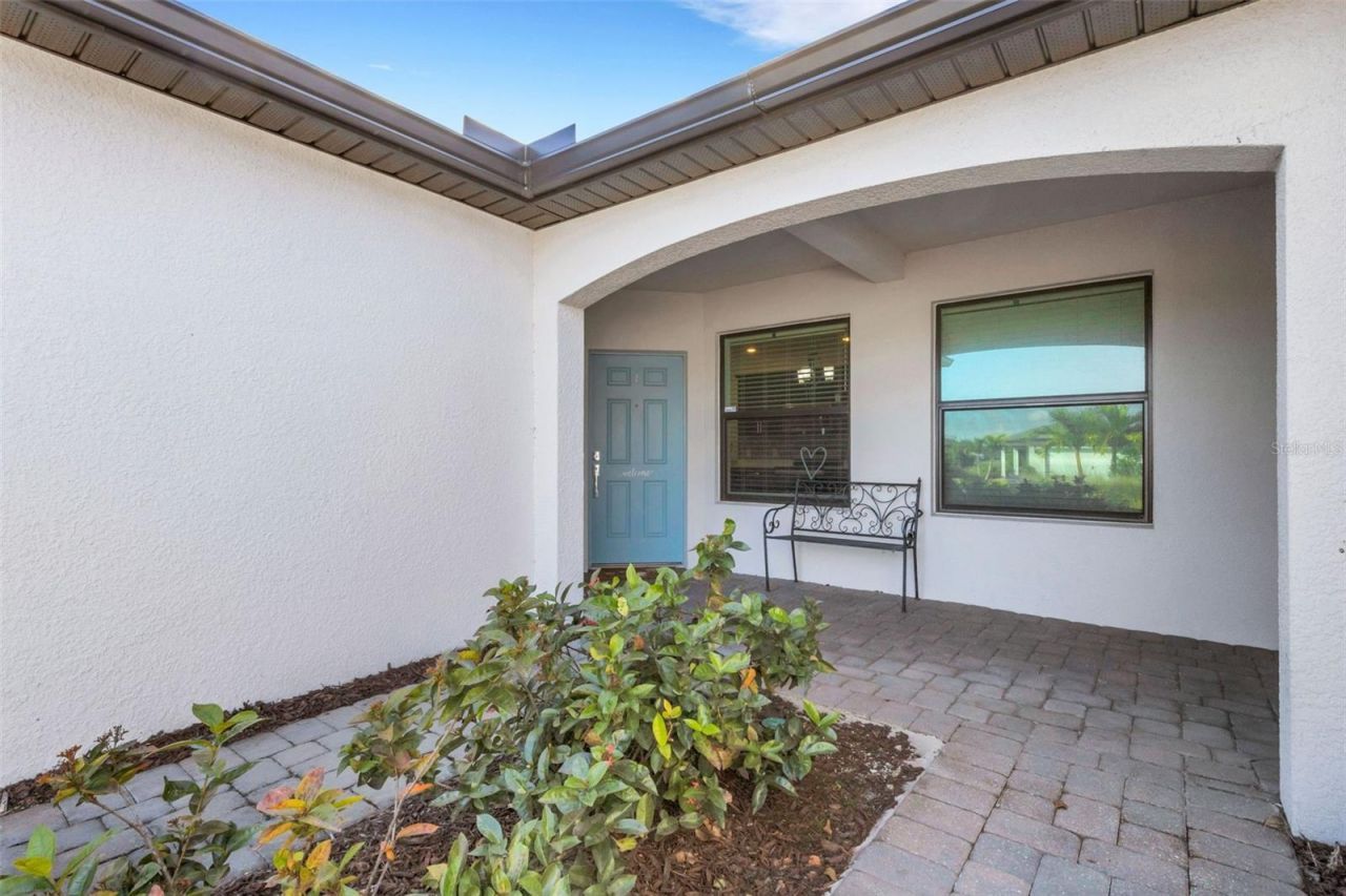 6471 Silverstar Drive, Sarasota, FL 34240 Photo