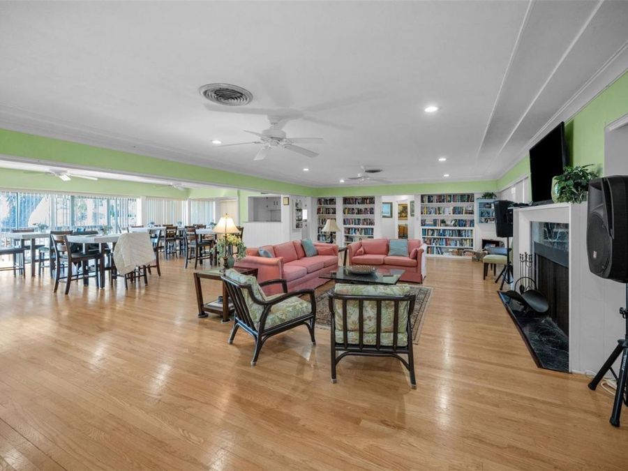 Property Image 64
