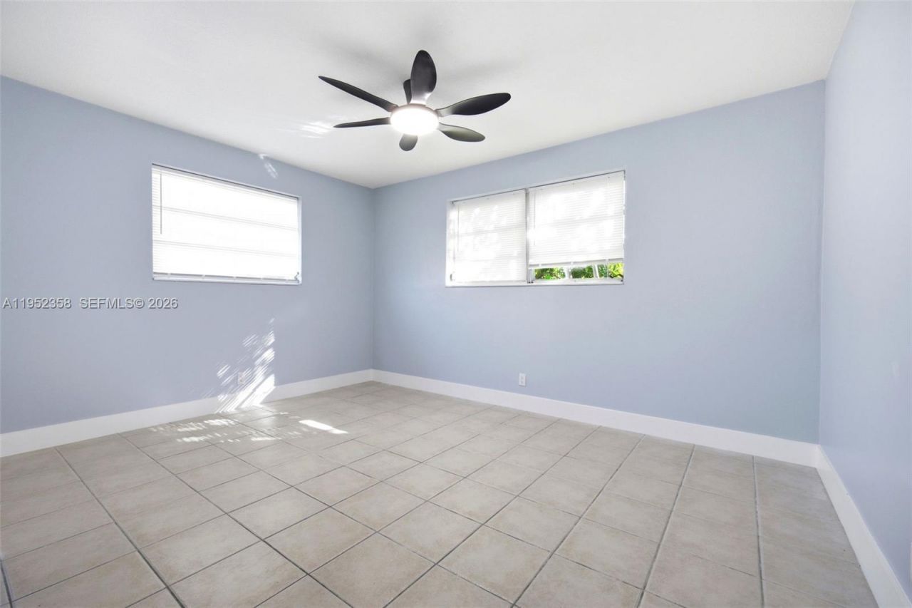2440 Hayes St, Unit 1-5, Hollywood, FL 33020 Photo