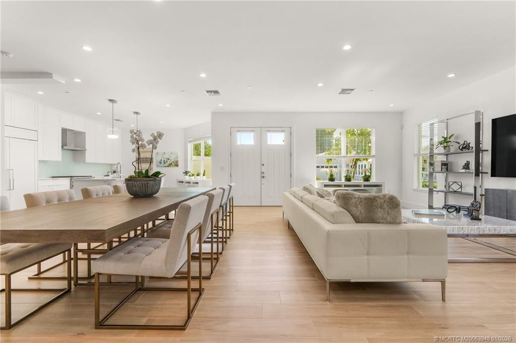 55 SE Seminole Street, Unit 1A, Stuart, FL 34994 Photo