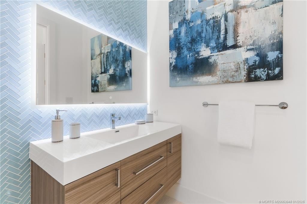 55 SE Seminole Street, Unit 1A, Stuart, FL 34994 Photo