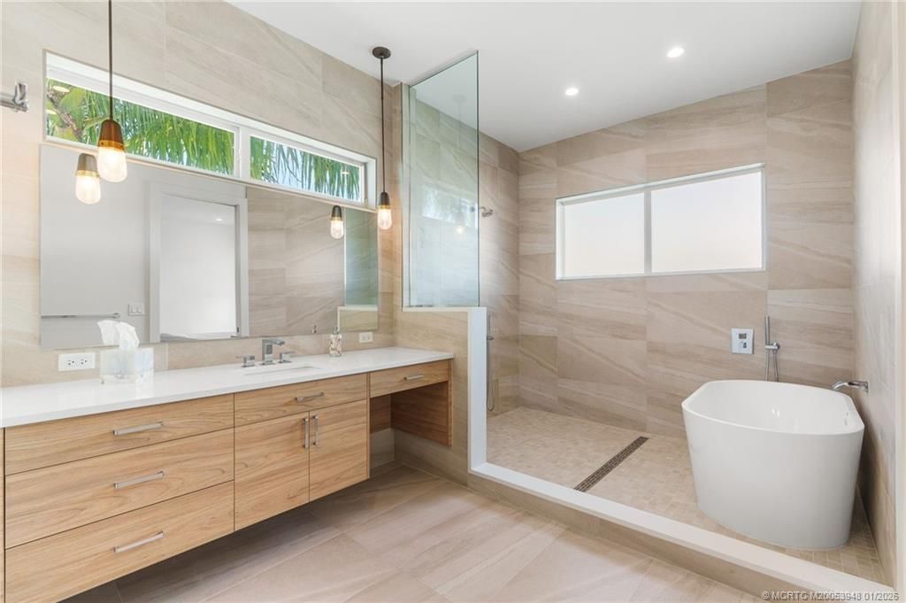 55 SE Seminole Street, Unit 1A, Stuart, FL 34994 Photo