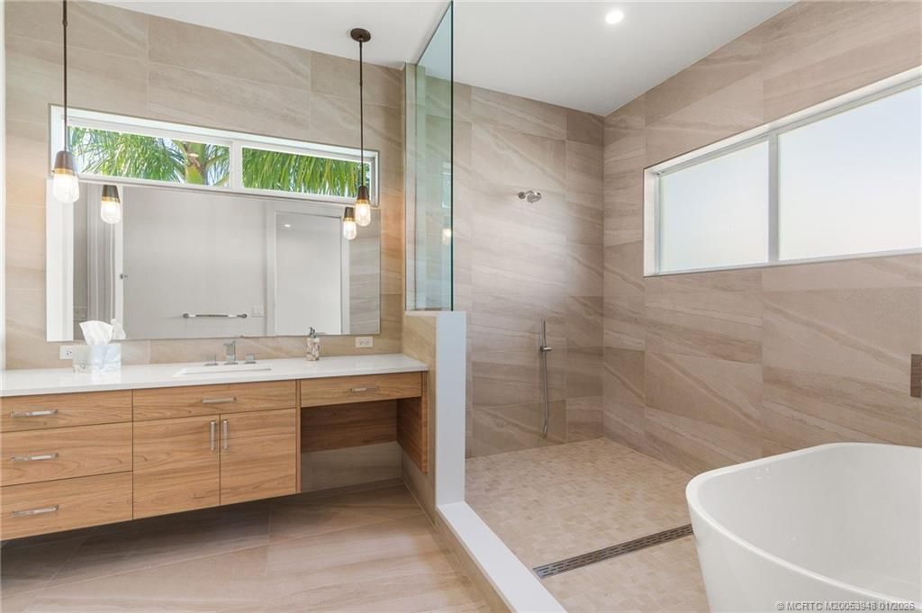 55 SE Seminole Street, Unit 1A, Stuart, FL 34994 Photo