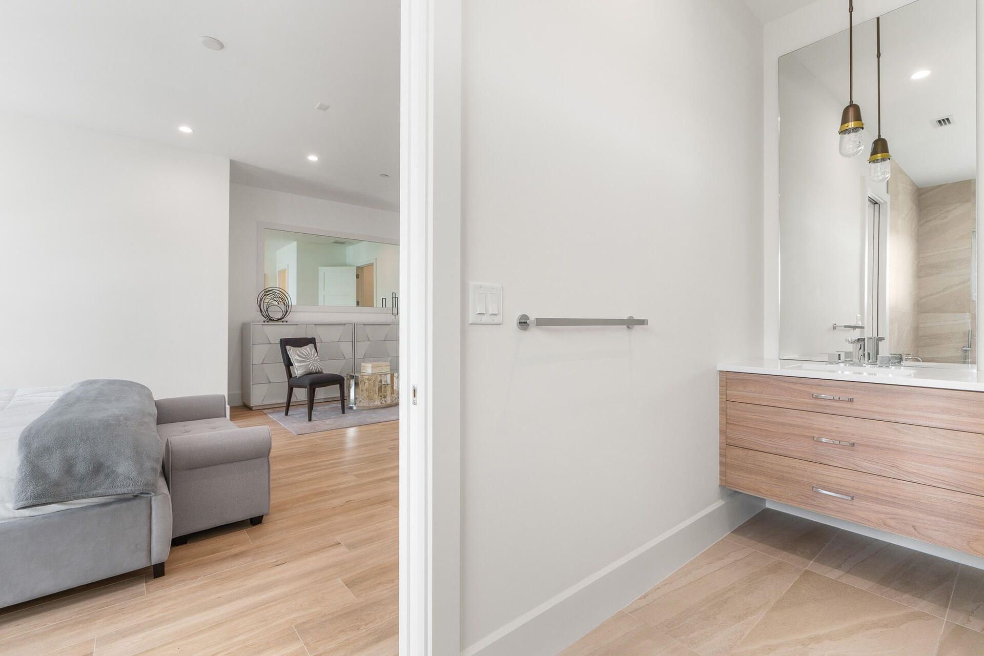 55 SE Seminole Street, Unit 1A, Stuart, FL 34994 Photo