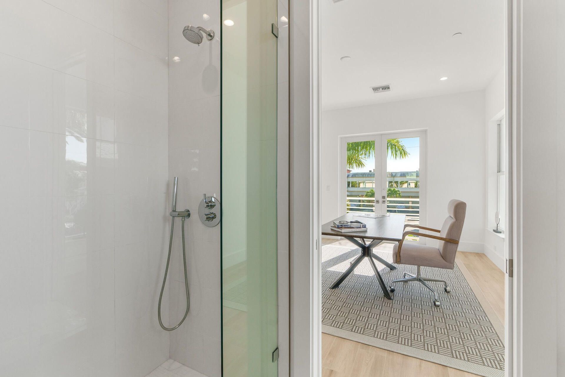 55 SE Seminole Street, Unit 1A, Stuart, FL 34994 Photo