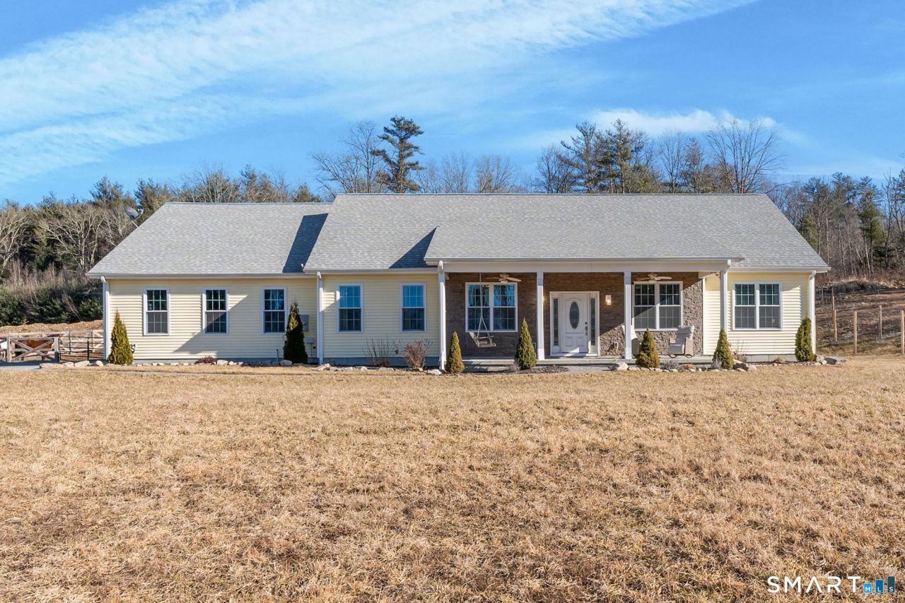 117 New, Thompson, CT 06277 Main Photo