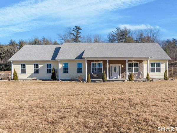 117 New, Thompson, CT 06277