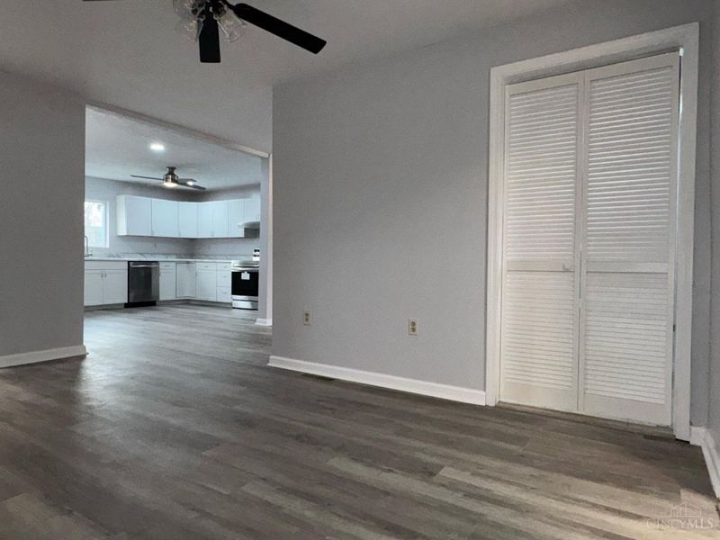 147 S Broadway Street, Midland, OH 45148 Photo 15