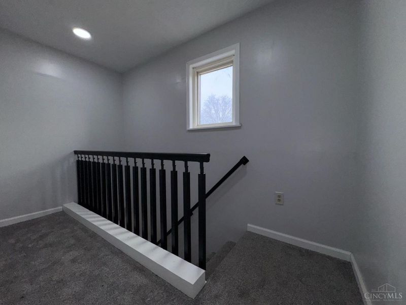 147 S Broadway Street, Midland, OH 45148 Photo 29