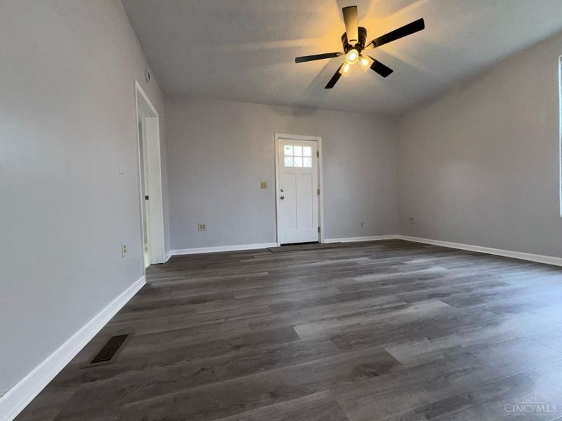 147 S Broadway Street, Midland, OH 45148 Photo 7