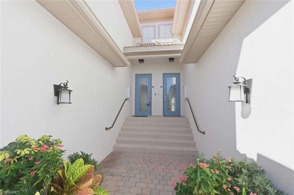 17454 Old Harmony Dr, Unit 201, Fort Myers, FL 33908 Photo