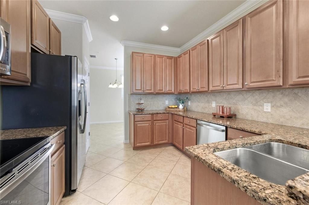 17454 Old Harmony Dr, Unit 201, Fort Myers, FL 33908 Photo