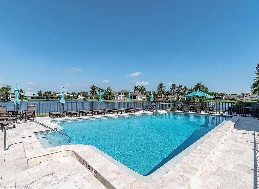 4180 Crayton Rd, Unit E8, Naples, FL 34103 Photo