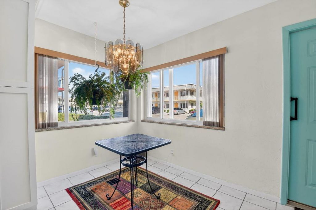 3320 Lake Osborne Drive, Unit 102, Lake Worth Beach, FL 33461 Photo