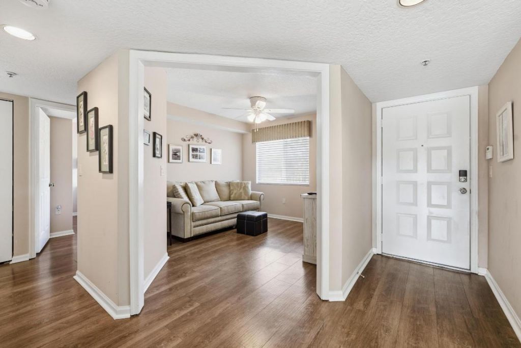 5746 Crystal Shores Drive, Unit 307, Boynton Beach, FL 33437 Photo