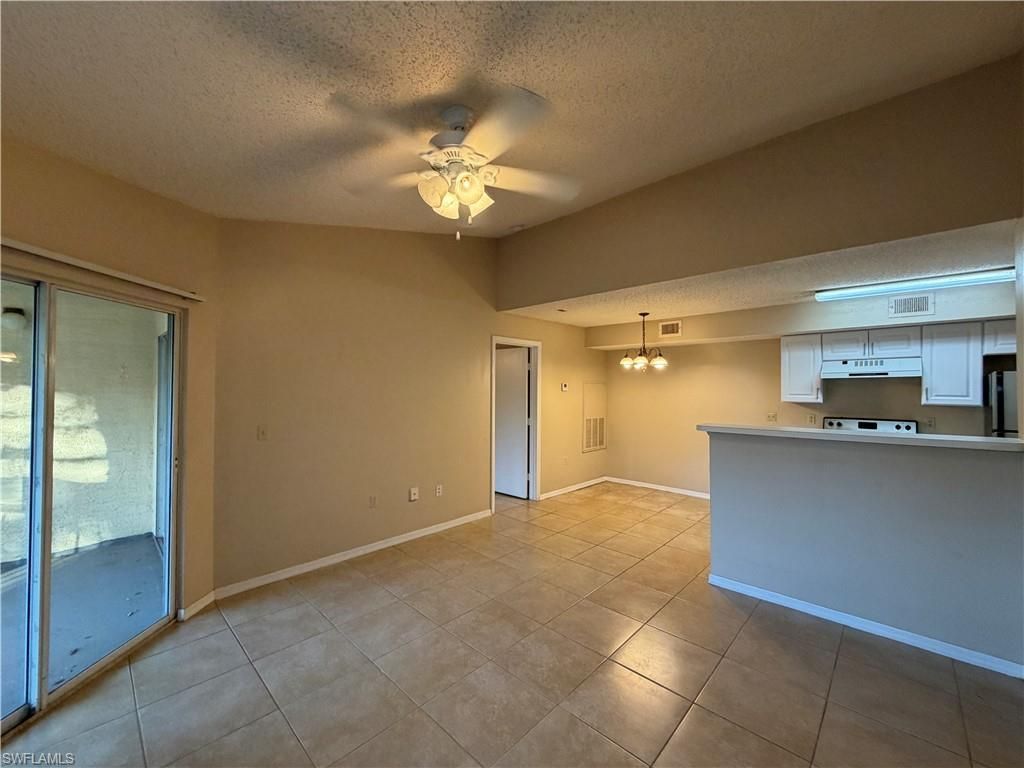 12561 Equestrian Cir, Unit 804, Fort Myers, FL 33907 Photo