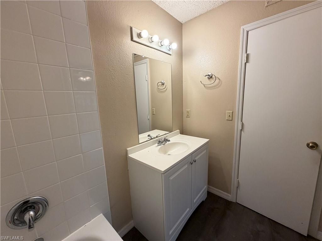 12561 Equestrian Cir, Unit 804, Fort Myers, FL 33907 Photo